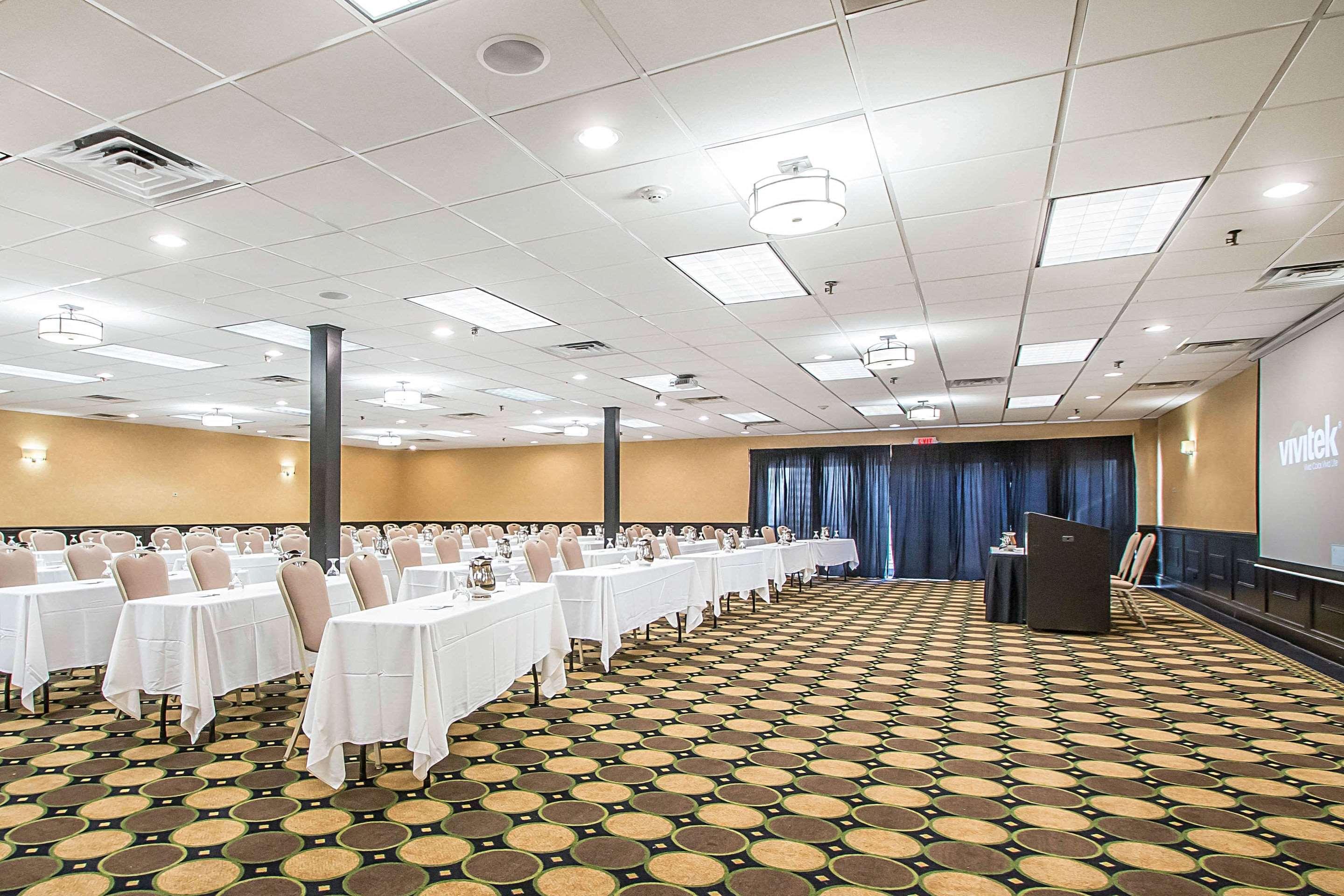 Clarion Inn Elmhurst - Oak Brook Near I-88, I-290, I-294 Eksteriør bilde