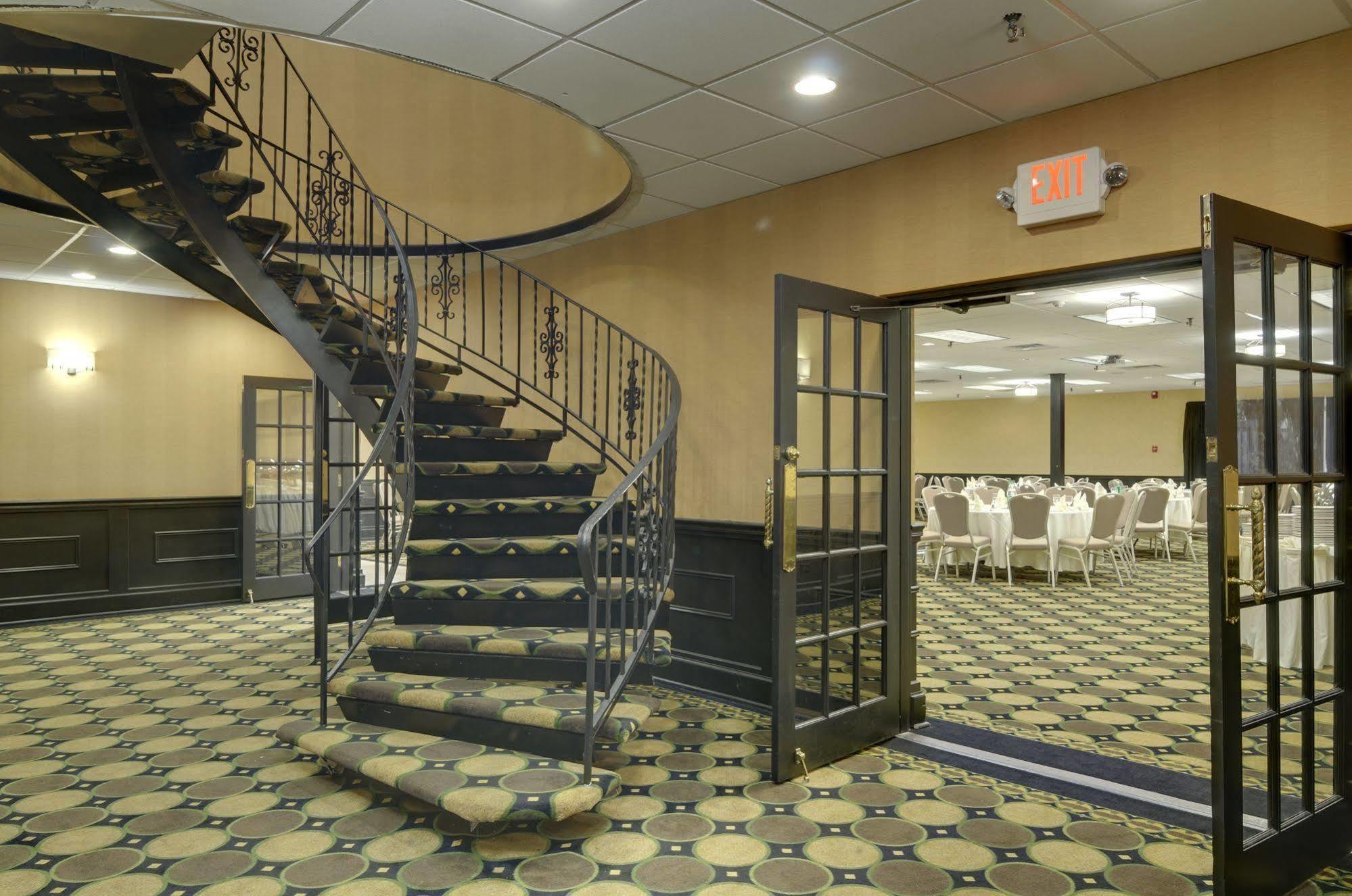 Clarion Inn Elmhurst - Oak Brook Near I-88, I-290, I-294 Eksteriør bilde